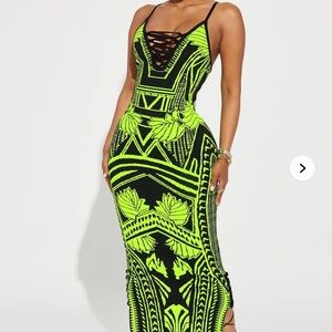 Brand new with tags!! Fashion Nova , vibrant  Yellow and Black Geometric Dress